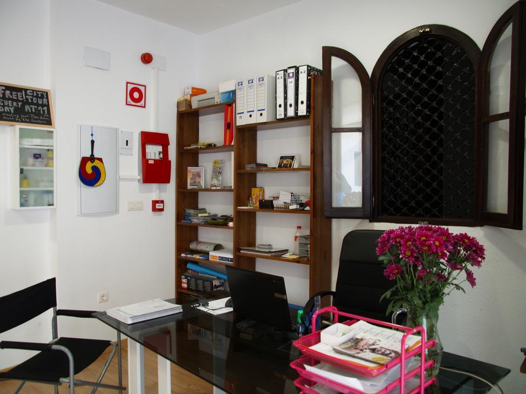 Granada Old Town Hostel מראה חיצוני תמונה